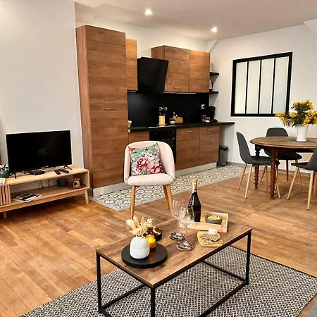 Apartment Couteliers-centre Ville-4pers *