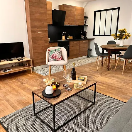 Couteliers-centre Ville-4pers * Moulins (Allier)